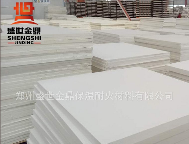 硅酸铝制品和硅酸钙制品哪个好